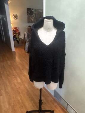 POL Black Textured Popcorn Knit Long Sleeve Hooded Pullover Sweater